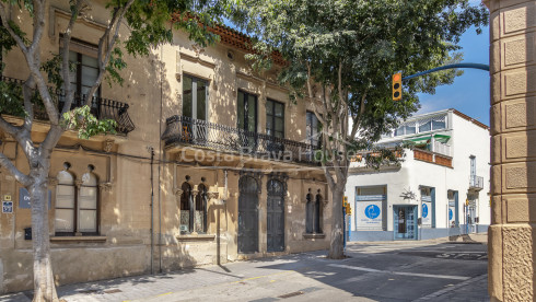 Casa modernista en venda al centre de Palafrugell