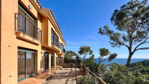 Maison mitoyenne avec vue sur la mer à Sa Tuna, Begur