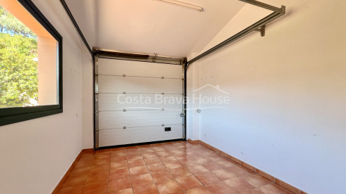Terraced house with sea views in Sa Tuna, Begur