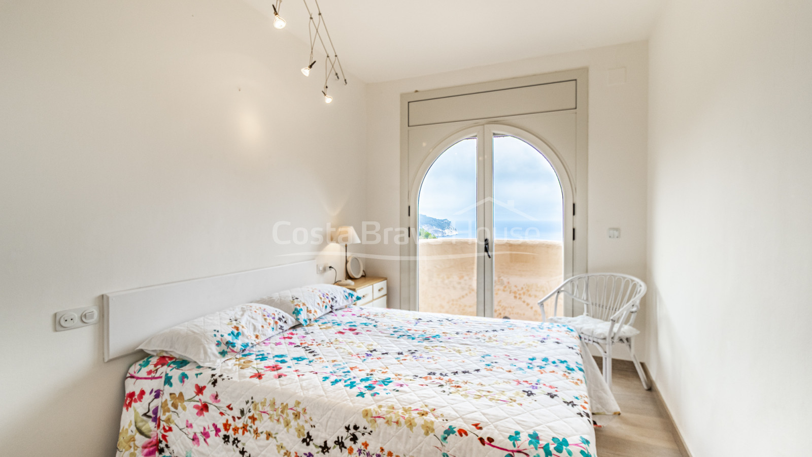 Casa con vistas al mar y piscina en Aiguablava