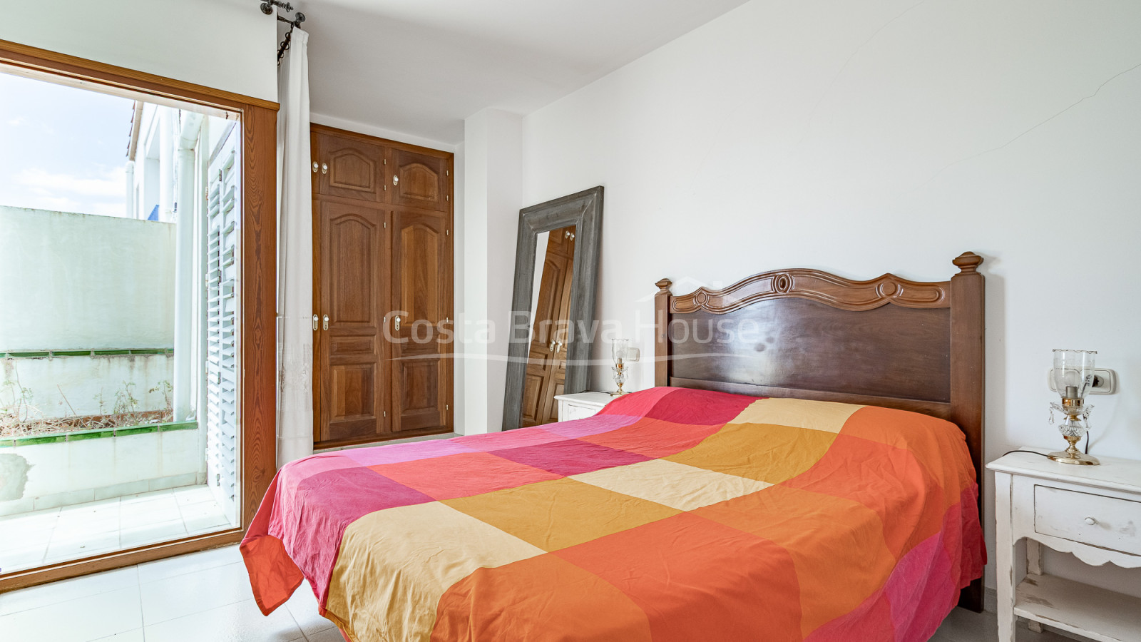 Maison à côté de la plage de Port Bo avec vue sur la mer