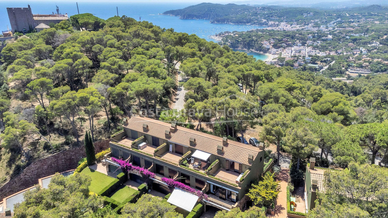 Casa con vistas al mar en complejo exclusivo de Llafranc