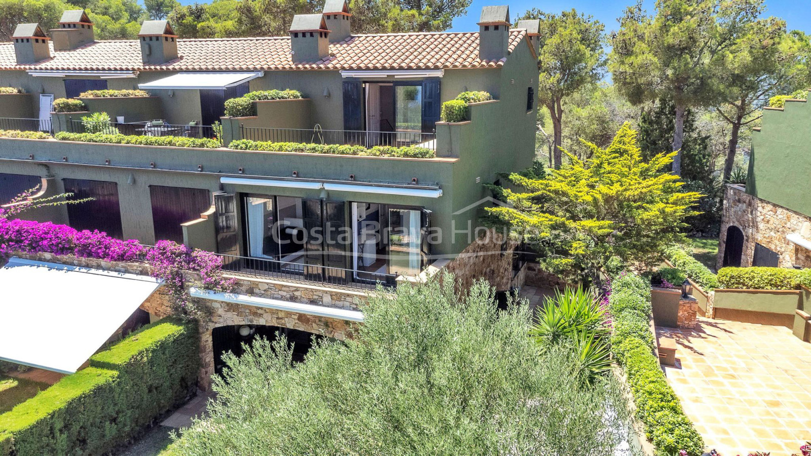 Casa con vistas al mar en complejo exclusivo de Llafranc