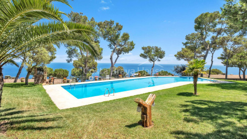Casa con vistas al mar en complejo exclusivo de Llafranc