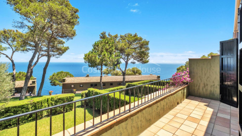 Casa con vistas al mar en complejo exclusivo de Llafranc