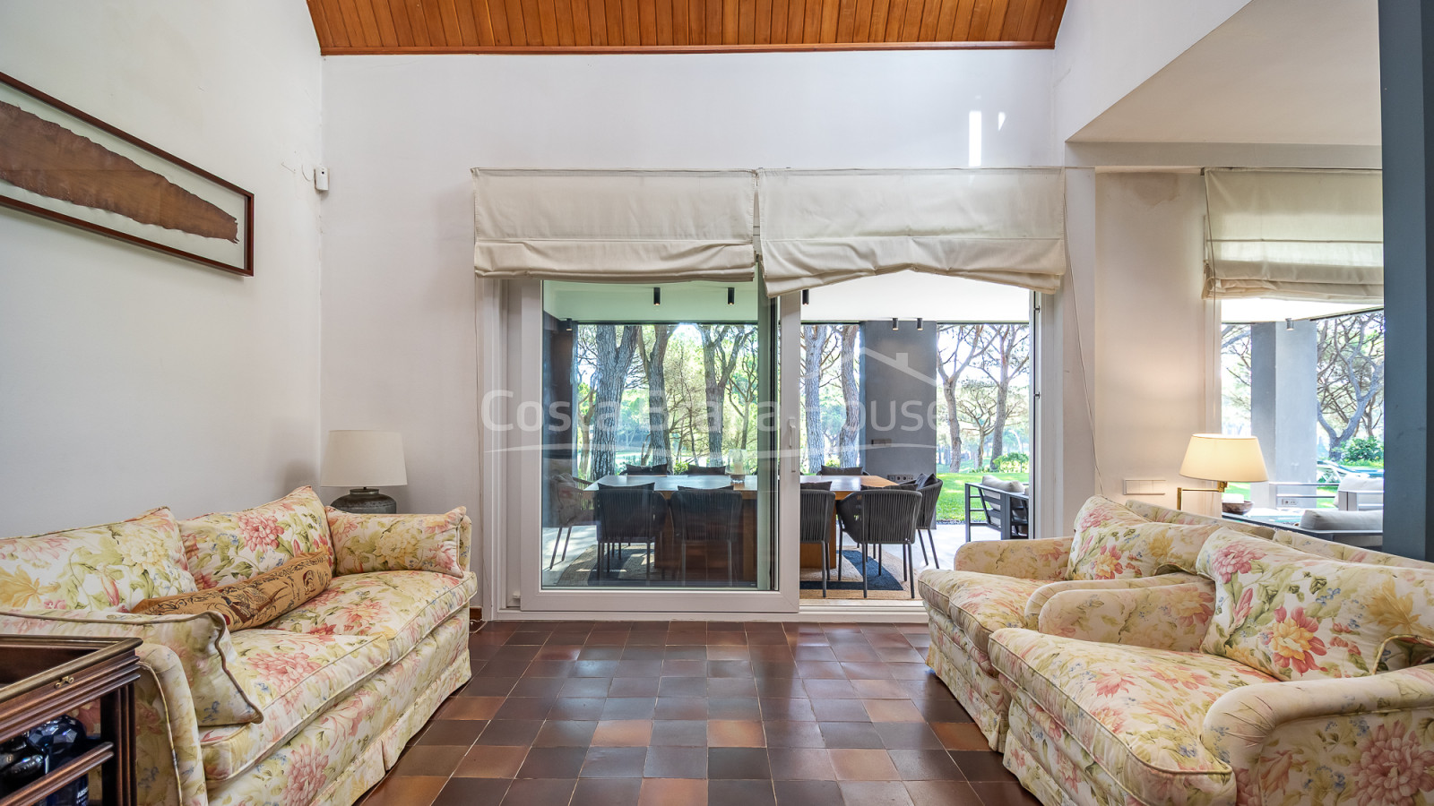 Villa in Pals near golf and the beach with private garden