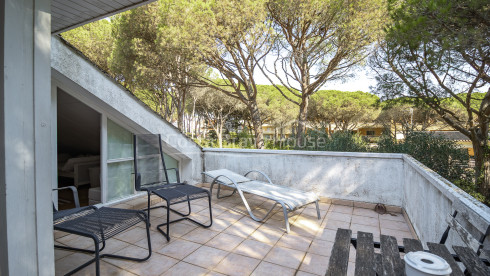 Villa in Pals near golf and the beach with private garden