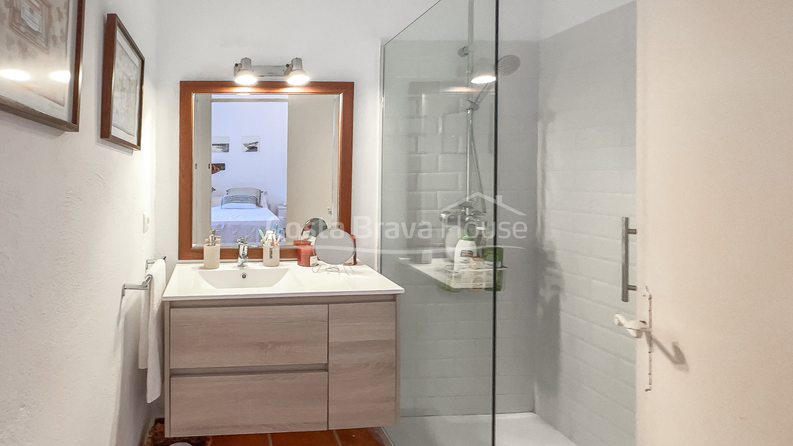 Villa in Pals near golf and the beach with private garden