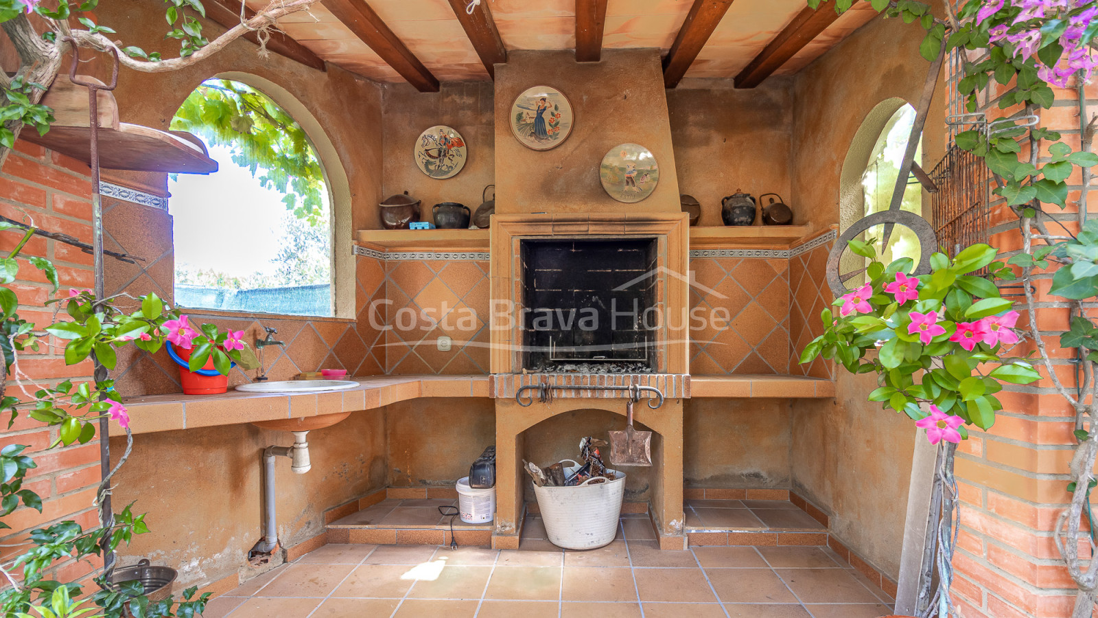 Casa con dos viviendas y licencia turística en Begur