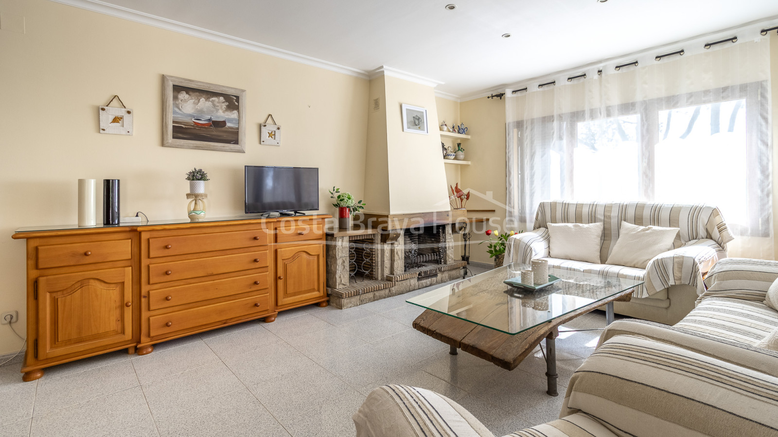 Casa con dos viviendas y licencia turística en Begur