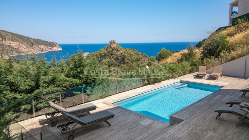 Villa vistas mar Begur Aiguablava licencia turística