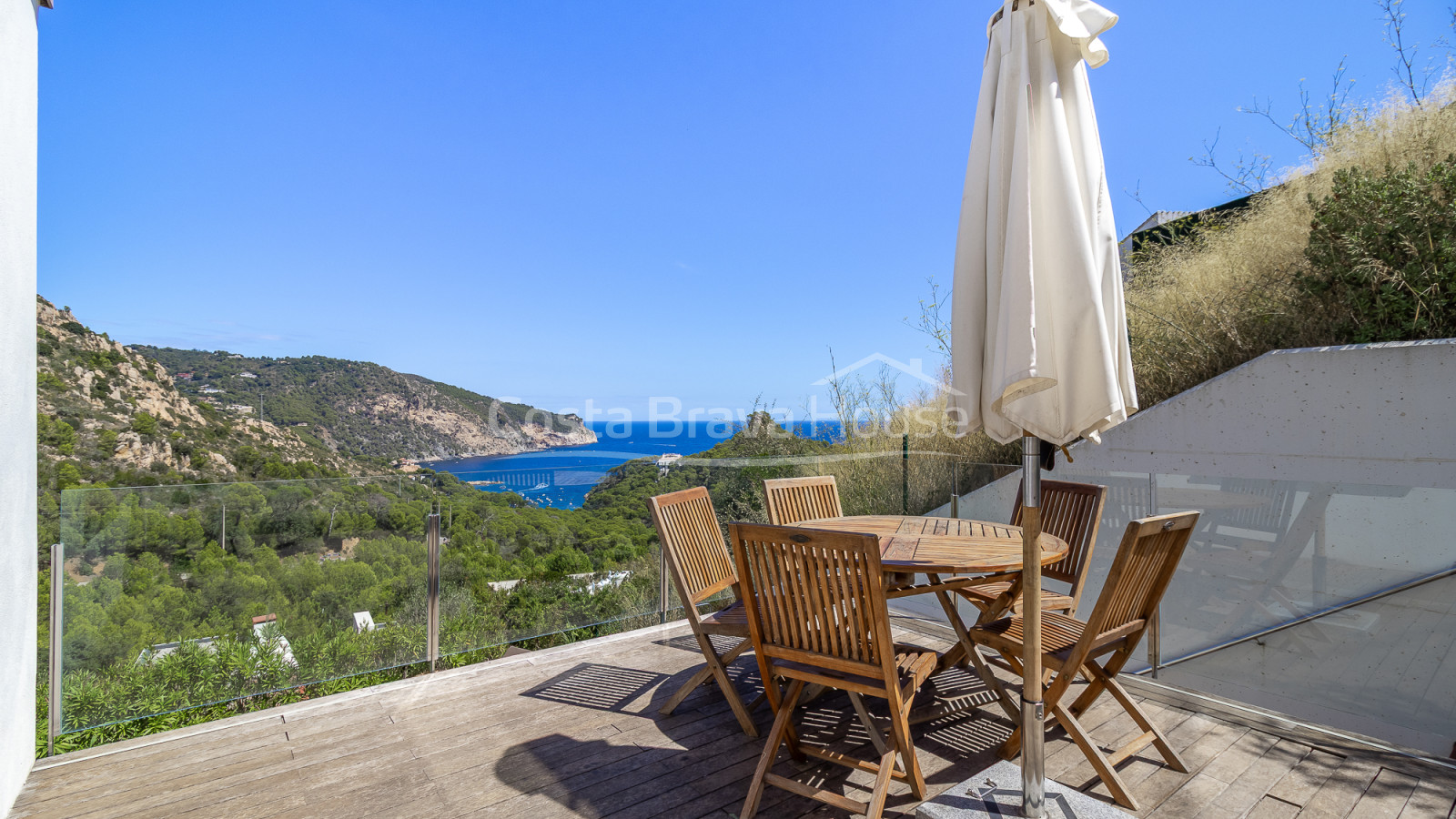 Villa vistas mar Begur Aiguablava licencia turística