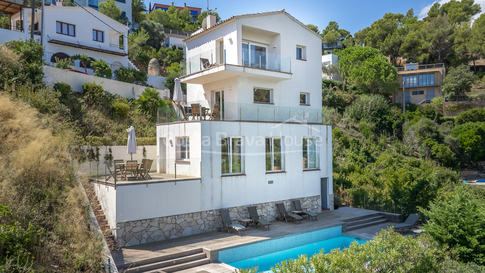 Villa vistas mar Begur Aiguablava licencia turística