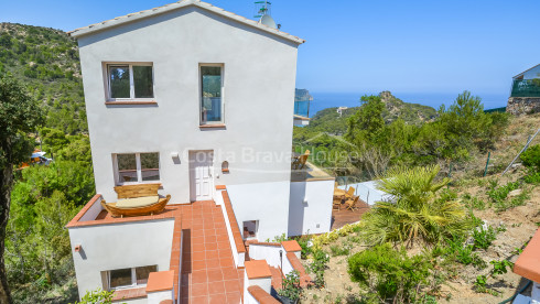 Villa vistas mar Begur Aiguablava licencia turística
