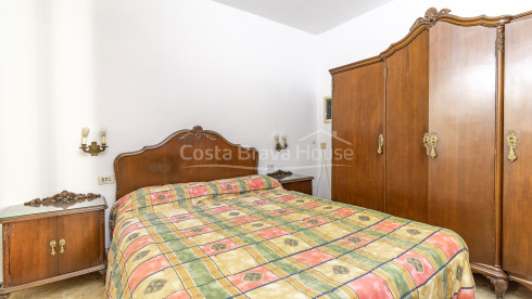 Casa en venda a Begur amb jardí i opció de reforma