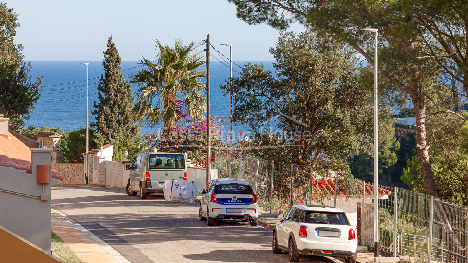 Ático con terraza, vistas al mar y licencia turística en venta en Begur