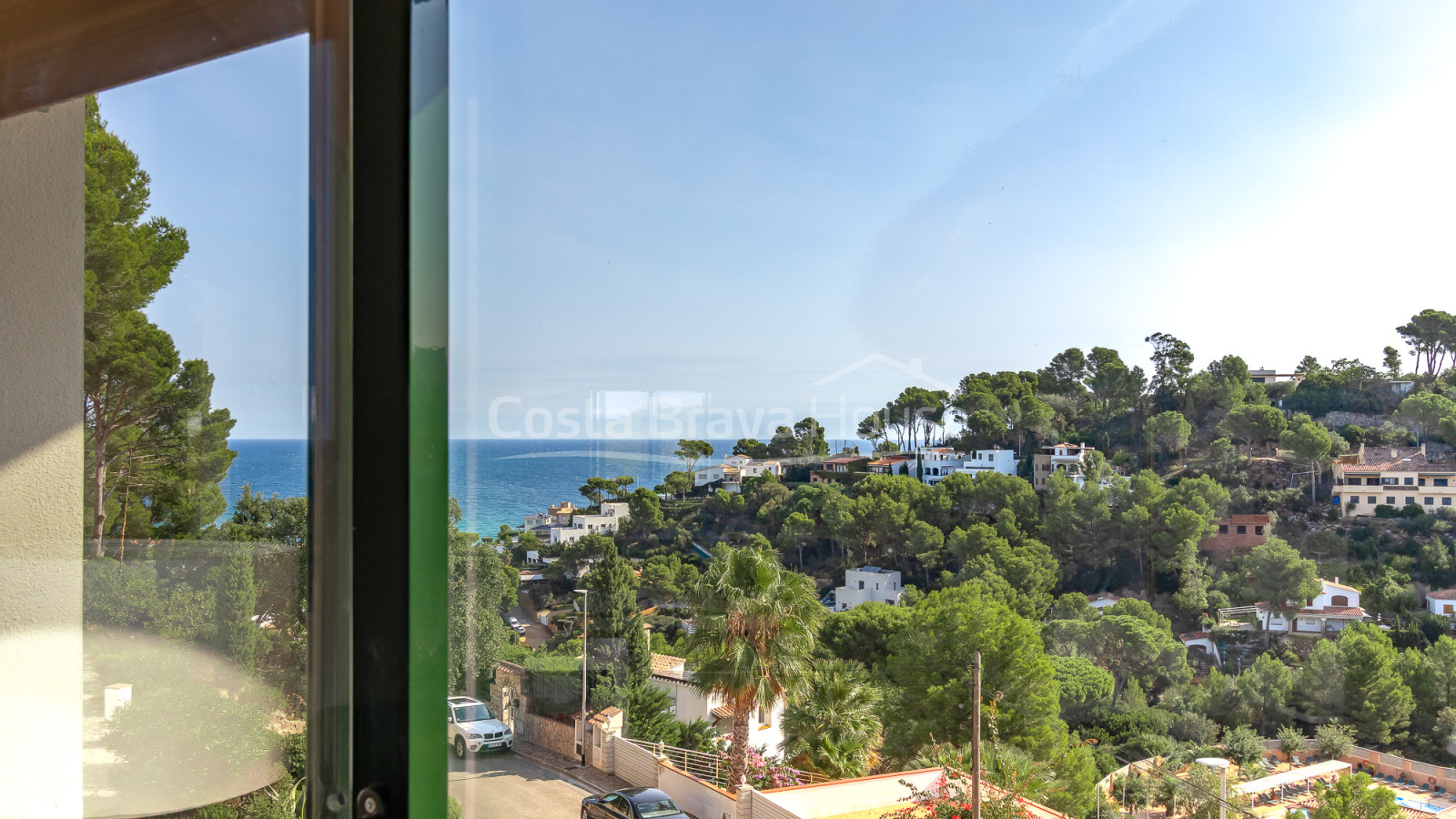 Penthouse avec terrasse, vue sur la mer et licence touristique à vendre à Begur