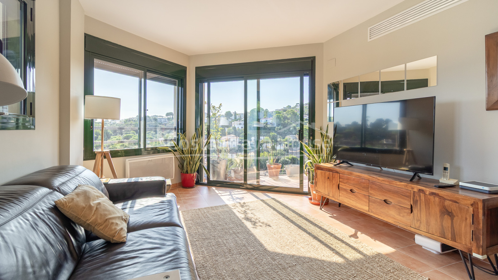 Penthouse avec terrasse, vue sur la mer et licence touristique à vendre à Begur
