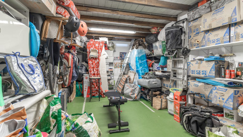 Ático con terraza, vistas al mar y licencia turística en venta en Begur