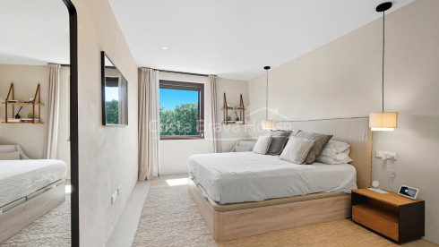 Casa en venda a Esclanyà amb disseny modern i pedra original