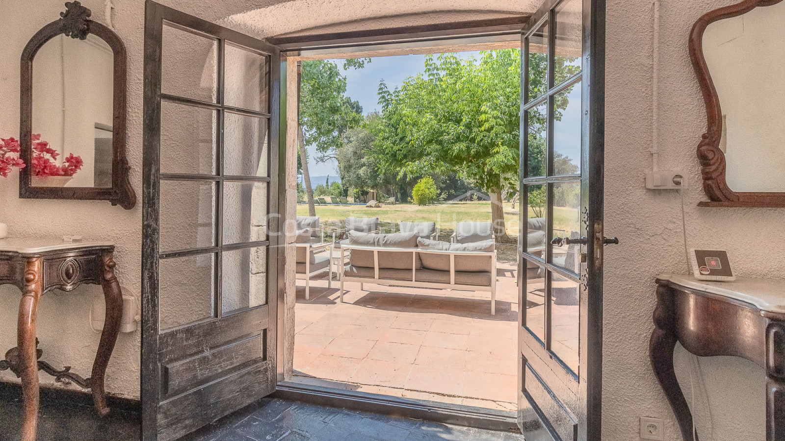 Historisch landhuis (masia) te koop in Llagostera, tussen Girona en de Costa Brava