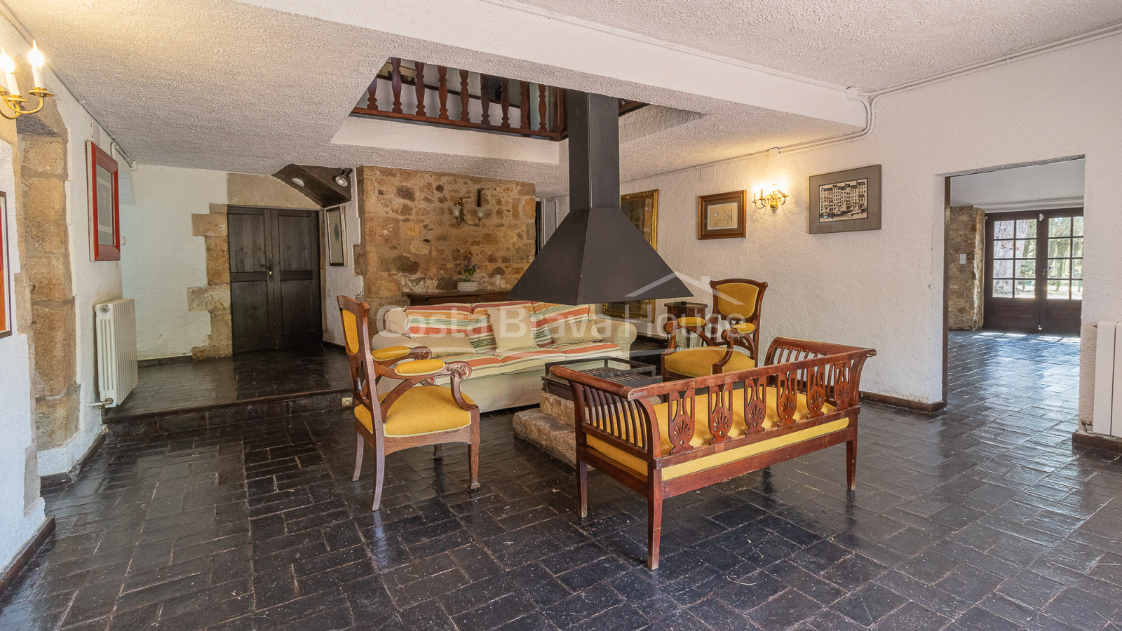 Historisch landhuis (masia) te koop in Llagostera, tussen Girona en de Costa Brava