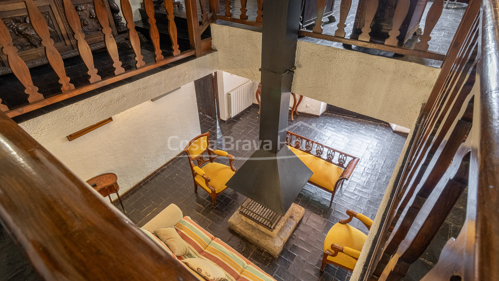 Historisch landhuis (masia) te koop in Llagostera, tussen Girona en de Costa Brava