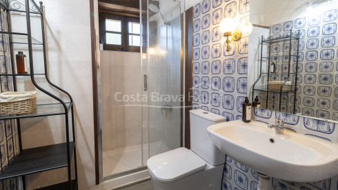 Historic masia for sale in Llagostera between Girona and the Costa Brava