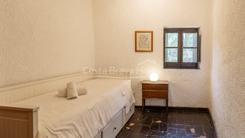 Historisch landhuis (masia) te koop in Llagostera, tussen Girona en de Costa Brava