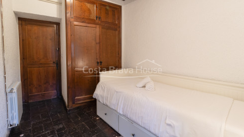 Historic masia for sale in Llagostera between Girona and the Costa Brava