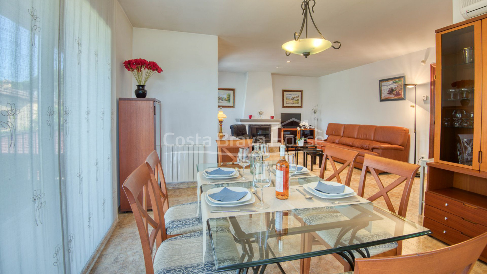 Villa for sale in Sant Antoni de Calonge with private pool and garden