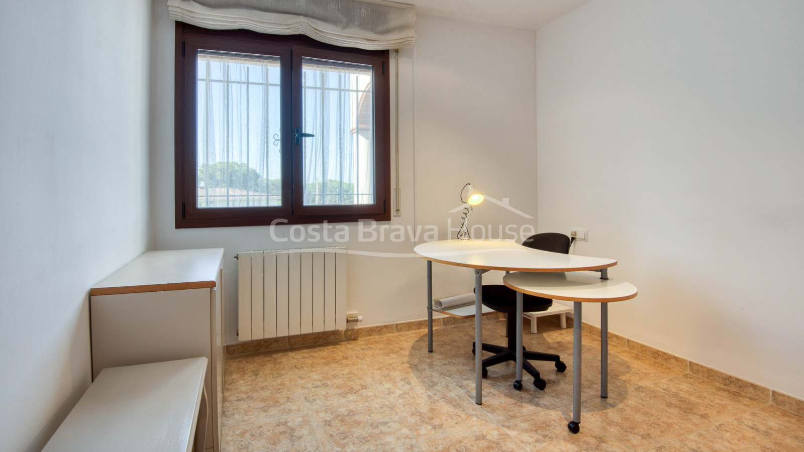 Villa for sale in Sant Antoni de Calonge with private pool and garden