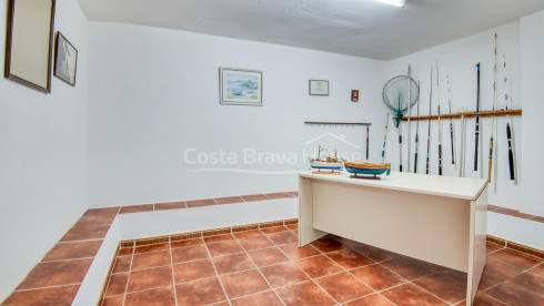 Villa for sale in Sant Antoni de Calonge with private pool and garden