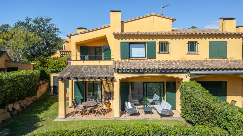Casa amb jardí privat i piscina comunitària en venda a Llafranc