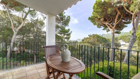 Maison d’angle avec jardin et piscine près de la plage à Calella