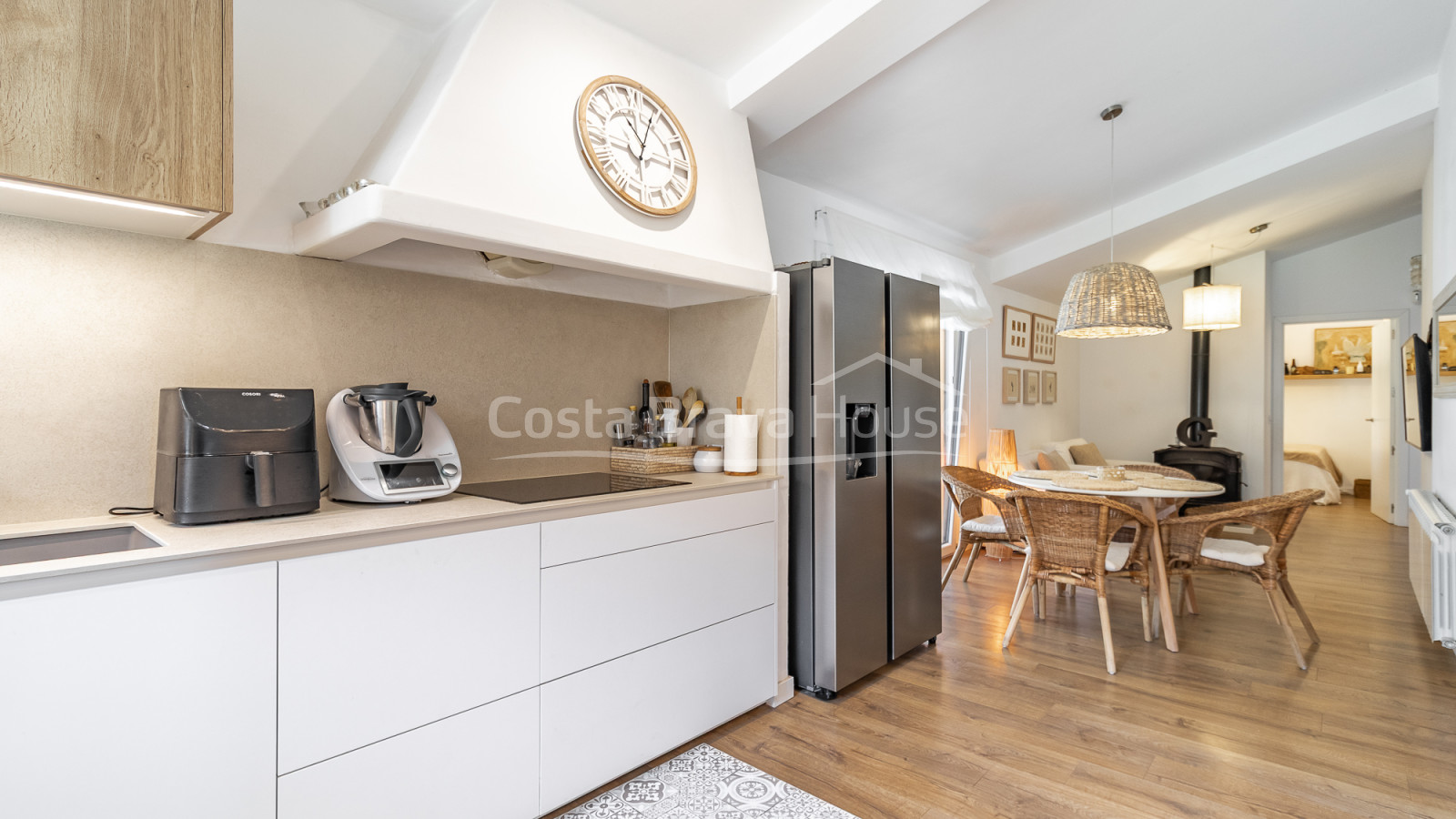 Casa con jardín y piscina en venta en Torrent, Costa Brava