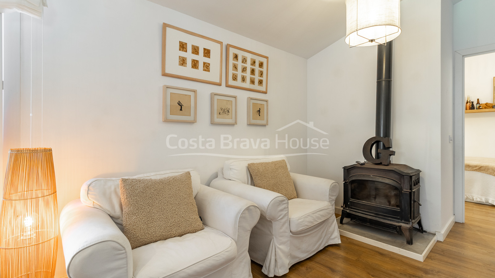 Casa con jardín y piscina en venta en Torrent, Costa Brava