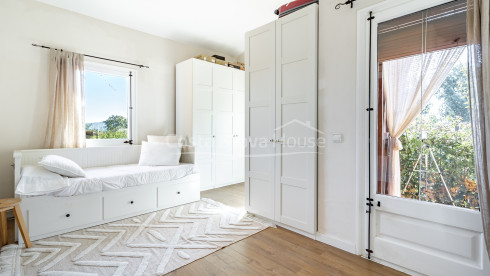 Casa con jardín y piscina en venta en Torrent, Costa Brava