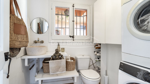 Casa con jardín y piscina en venta en Torrent, Costa Brava