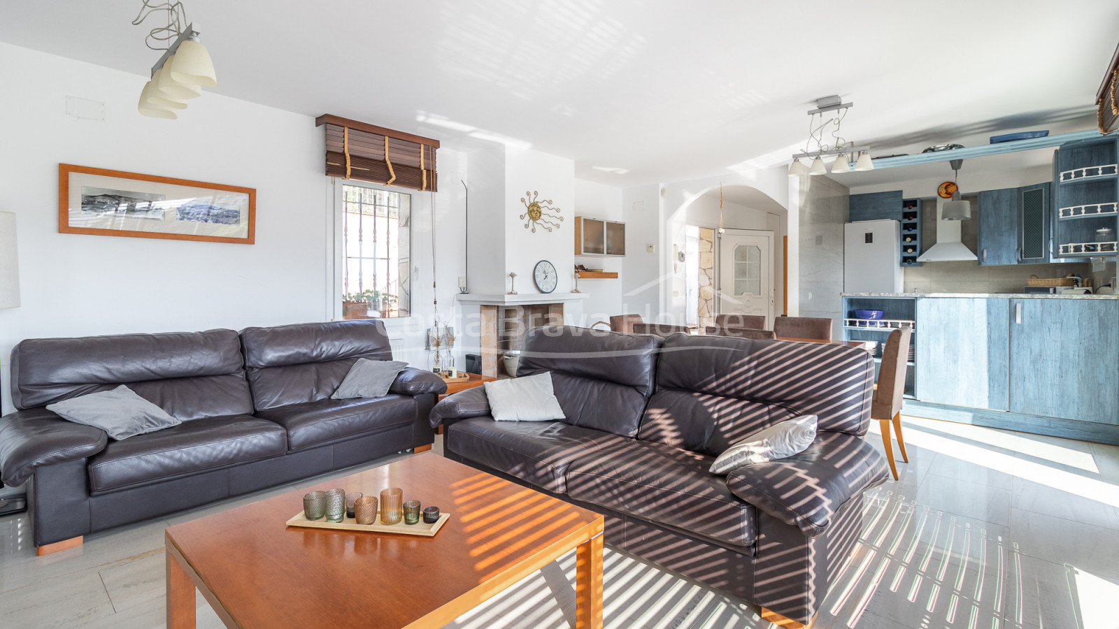 Casa amb piscina i vistes obertes en venda a Begur prop de Sa Riera