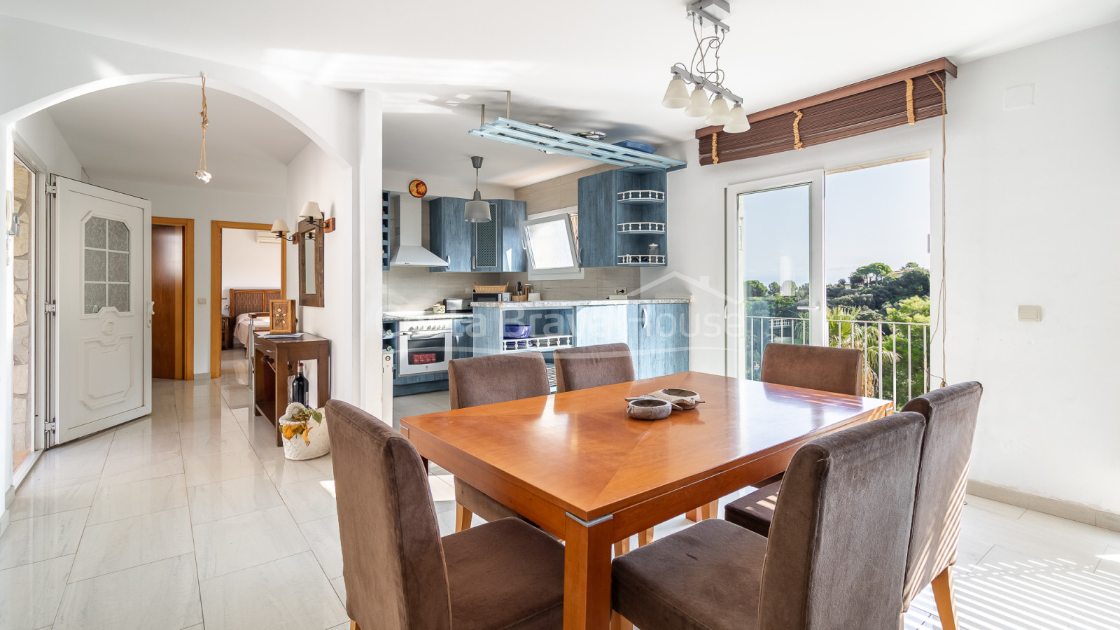 Casa amb piscina i vistes obertes en venda a Begur prop de Sa Riera