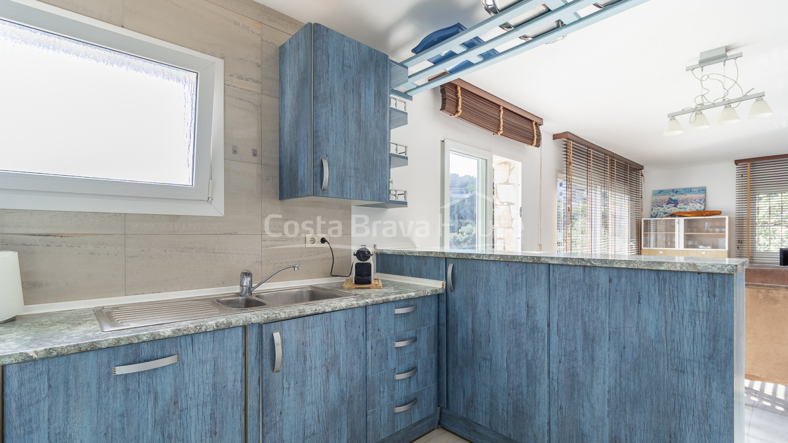 Casa con piscina y vistas abiertas en venta en Begur cerca de Sa Riera