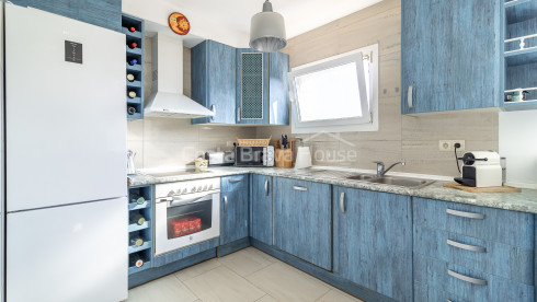 Casa amb piscina i vistes obertes en venda a Begur prop de Sa Riera