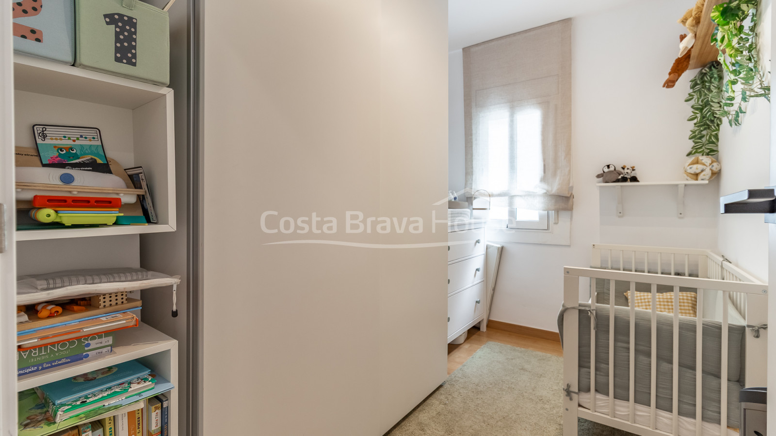 Ático en venta amueblado con terraza y vistas en Sant Cugat
