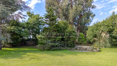 Stately Mediterranean home for sale in Sant Andreu de Llavaneres