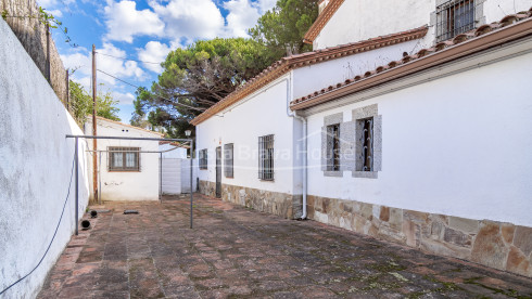 Stately Mediterranean home for sale in Sant Andreu de Llavaneres