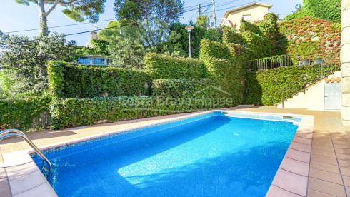 Villa en Llafranc con vistas al mar y piscina privada