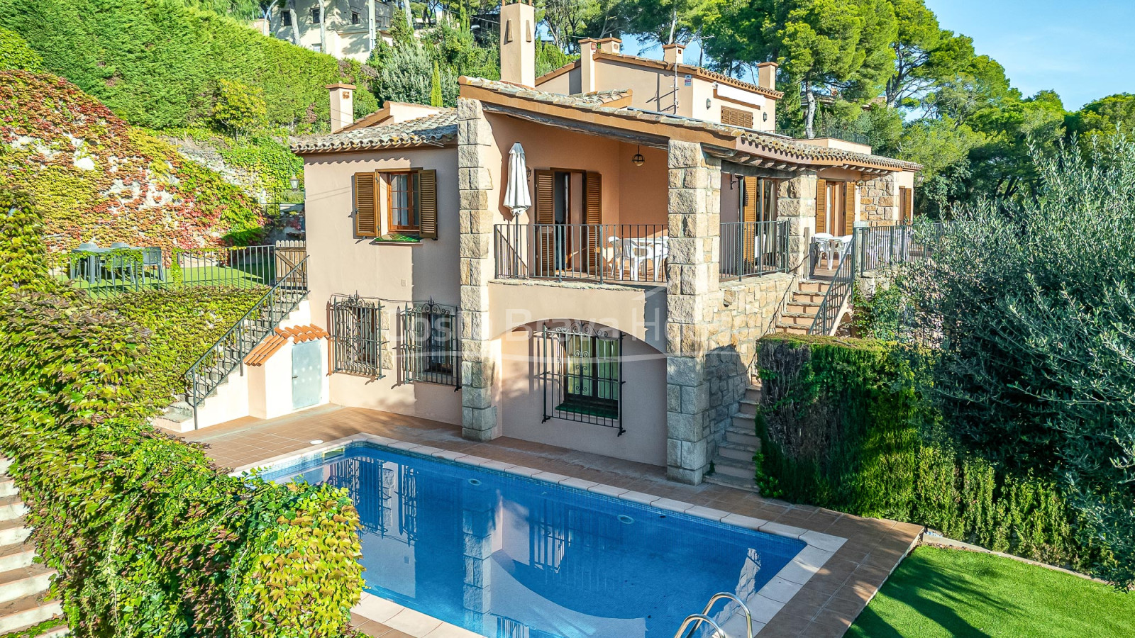 Villa in Llafranc met zeezicht en privézwembad