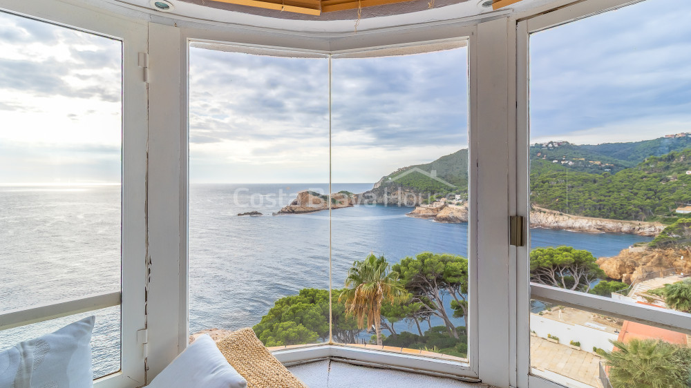 Apartamento en venta en cap sa sal begur vistas al mar