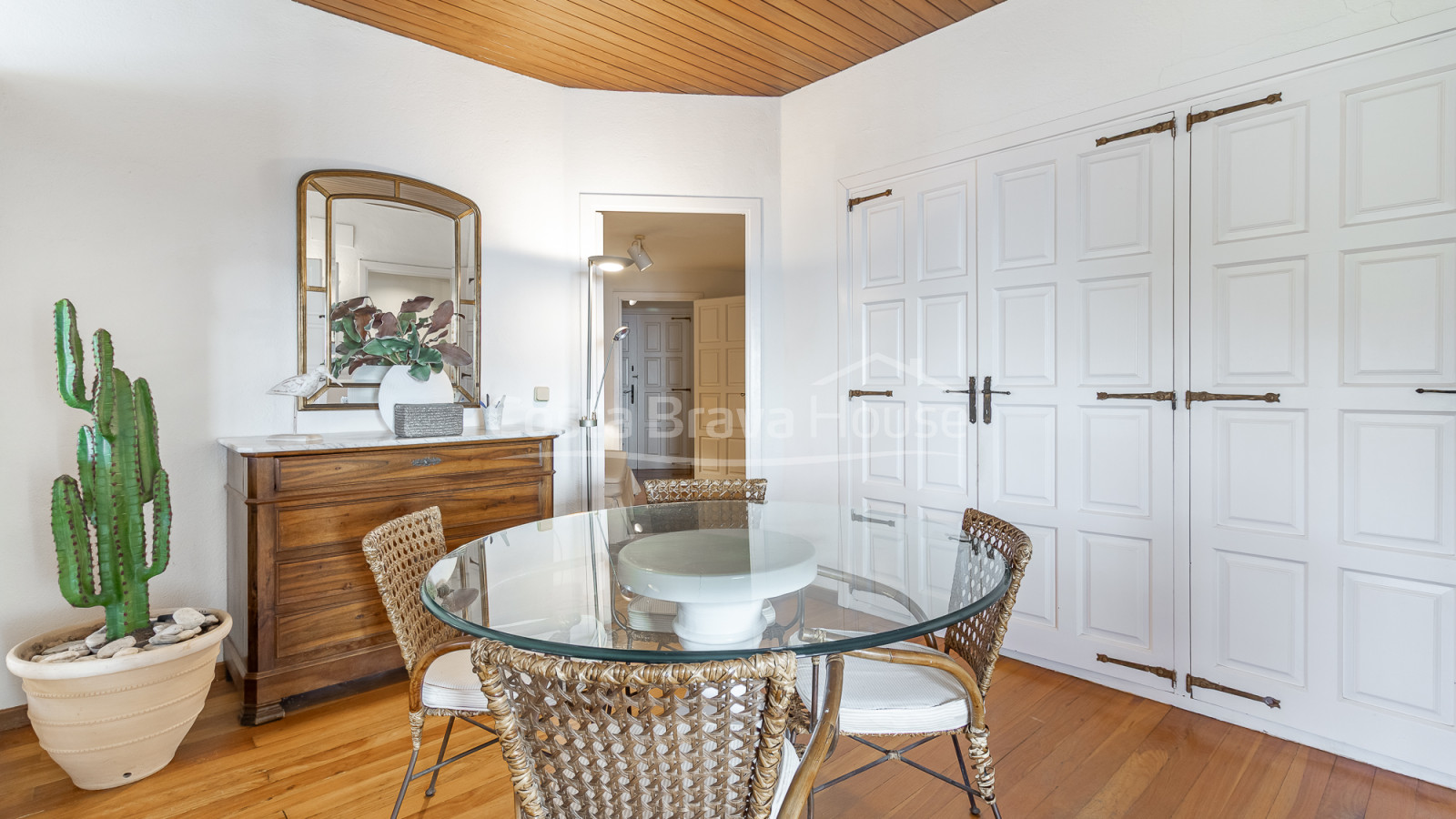Apartamento en venta en cap sa sal begur vistas al mar